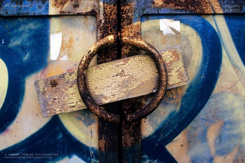 Lisbonne Série Ponto Final 2004 by Philippe Porter photographe paris geneva Editorial, communication, travel